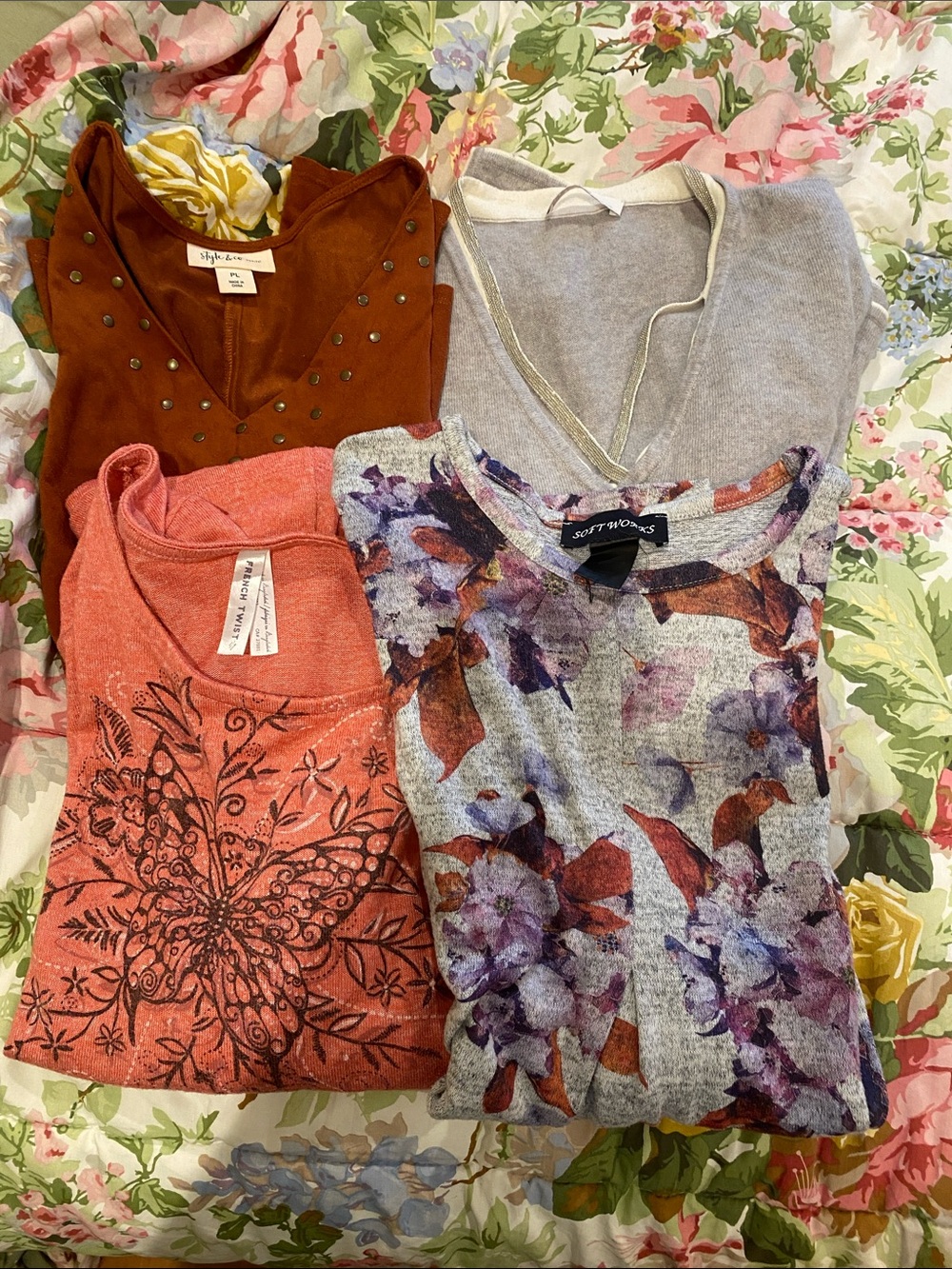 4 ladies size Lg long sleeved tops.